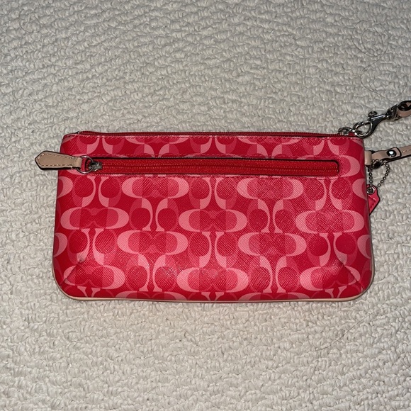 Coach - wristlet - Picture 3 of 4